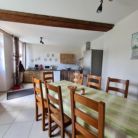 Gite Familial En Ferme Avec Jardin, Proche Foret Et Canal D'Orleans - Label Tourisme Et Handicap - Fr-1-590-7 Chailly-en-Gatinais Exteriör bild