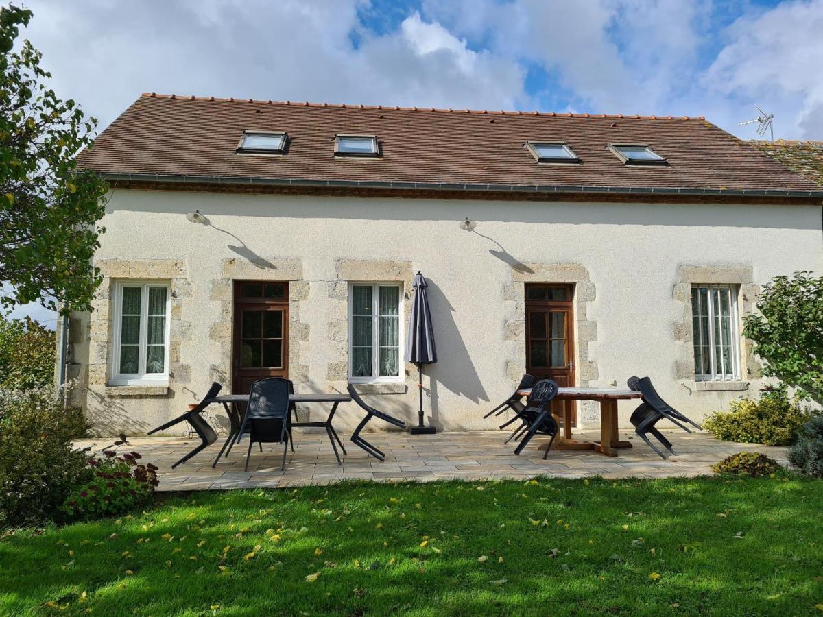 Gite Familial En Ferme Avec Jardin, Proche Foret Et Canal D'Orleans - Label Tourisme Et Handicap - Fr-1-590-7 Chailly-en-Gatinais Exteriör bild